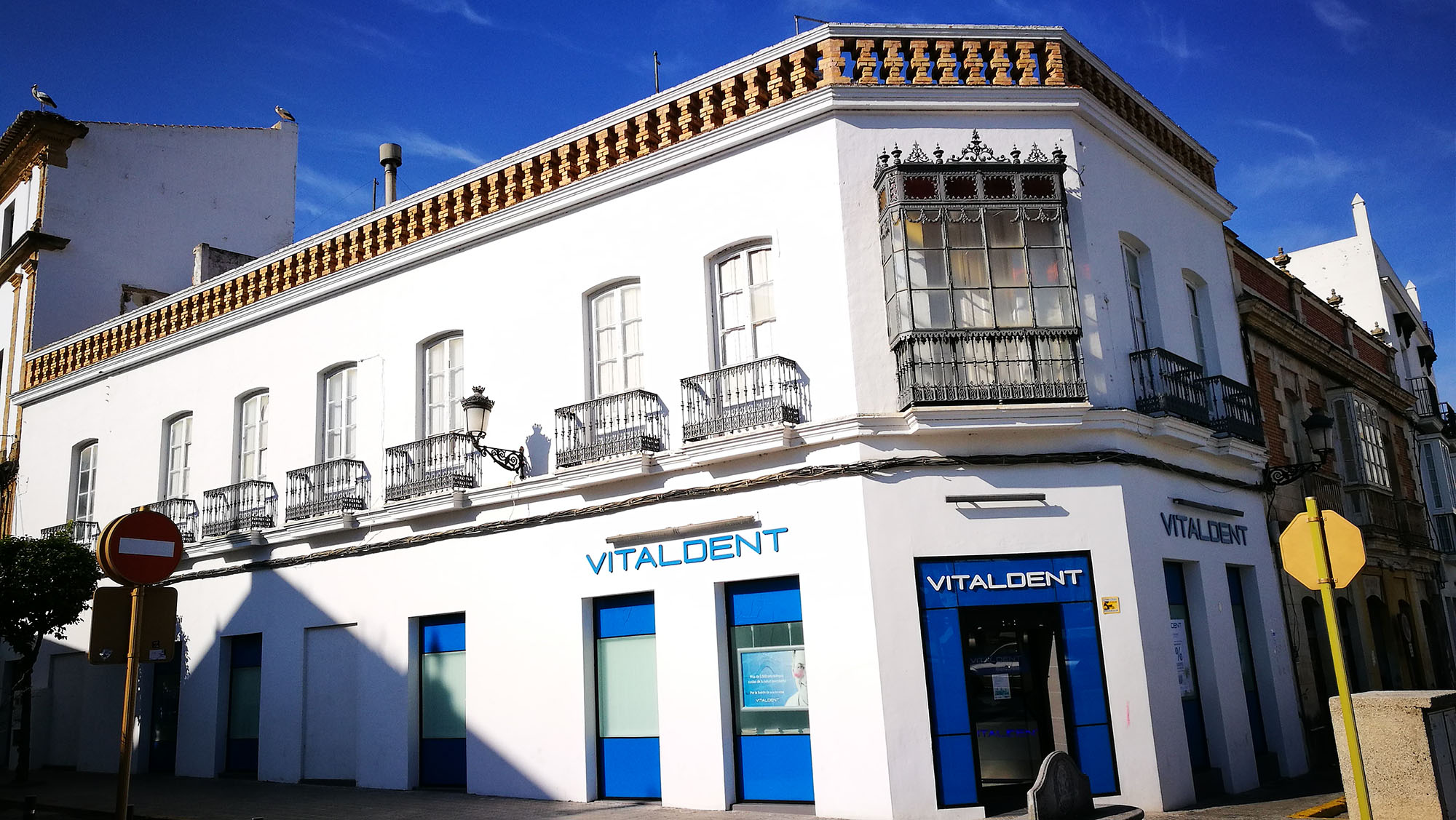 Fachada de las oficinas